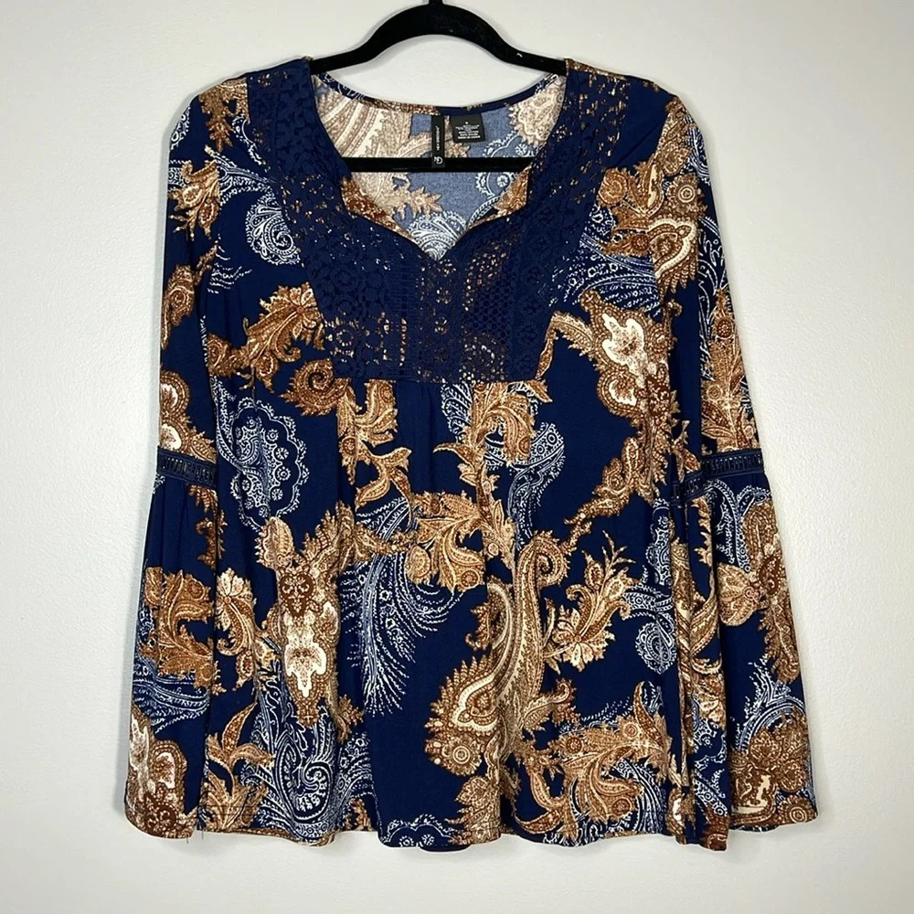 New Directions Paisley Blouse - Small - EUC